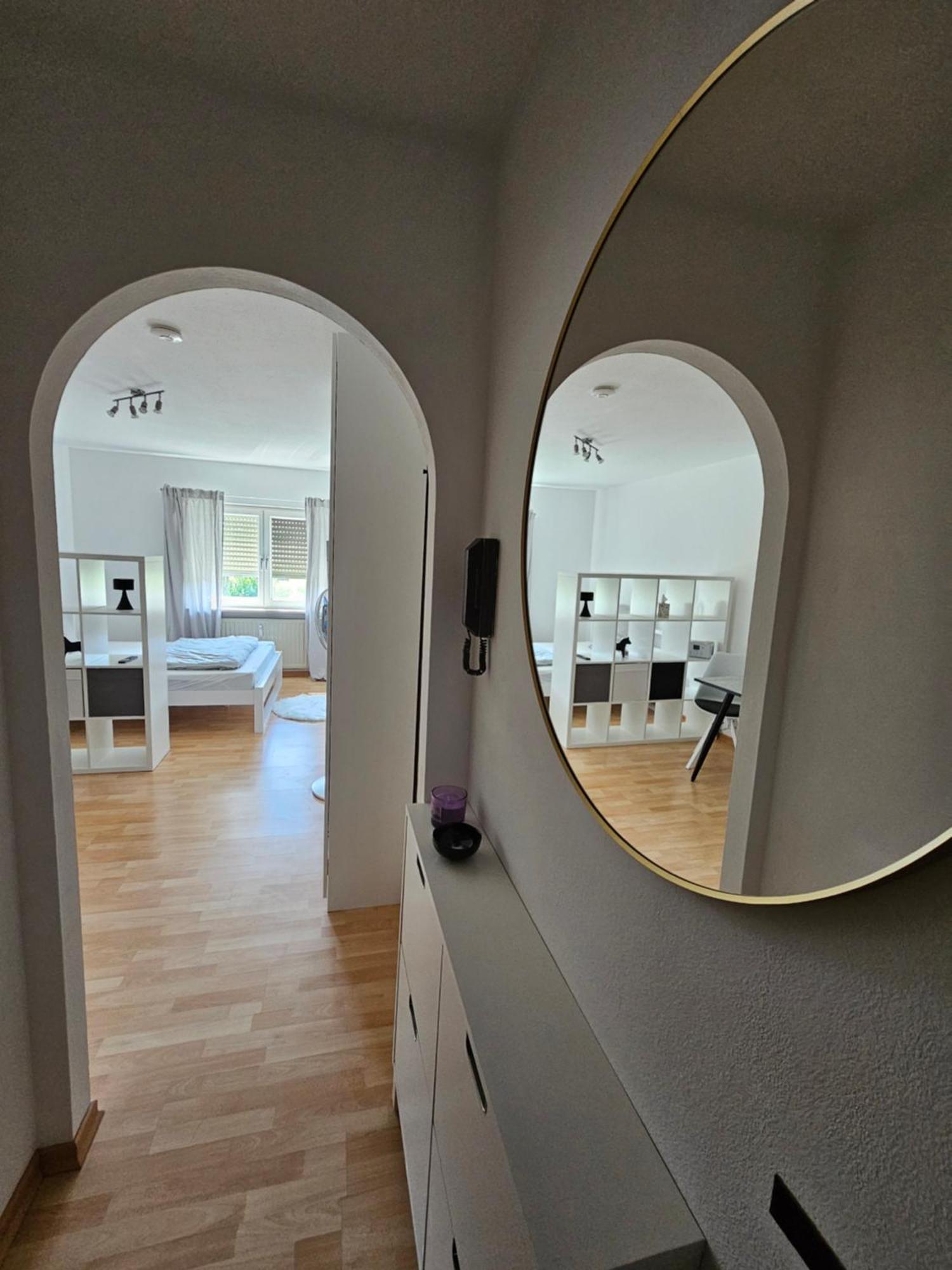 Charmante 1 Zimmerwohnung Mit Stellplatz Würzburg Exterior foto